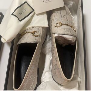 Gucci Women's Beige Loafers with Gold Accents